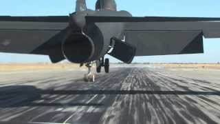 U2 spy plane landing at Beale AFB U2 raw video [upl. by Rianon]