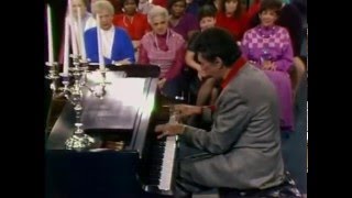 Liberace on Oprah Winfrey Show Interview with Performance [upl. by Gerta934]