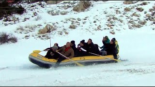 Erzincan Valisi Aydoğdu kar raftingi yaptı [upl. by Ahseken]