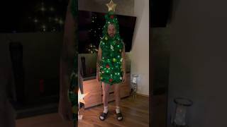 Der schönste Tannenbaum 🌲😂 tannenbaum christmas couple comedy [upl. by Netsrak557]