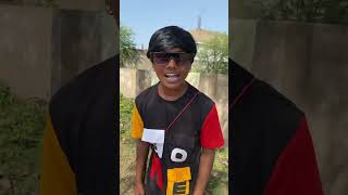 Mujho ko thoda Raund ghuma ke 🤣shots viral garib Chennai express hindisong trendingshorts [upl. by Kaile321]