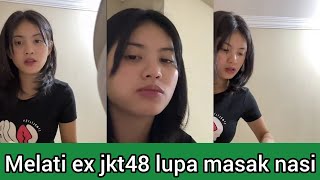 Melati Sesilia masak di malam hari [upl. by Tunk]