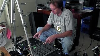 CD Beatmixing  DJing for Beginners  Using CD Players with Pitch Controls [upl. by Nitsa]