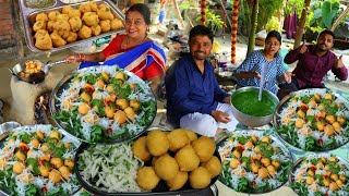 दिल्ली के मशहूर राम लड्डू स्पेशल चटनी व मूलीकस के साथ । Ram Ladoo amp Chutney Moong Dal Pakodi Chaat [upl. by Kahlil]