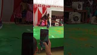 Dhime dhime school dance performance small girl plzdosuporrtmychanlfriends darupikedancekaroaong 🥰 [upl. by Romelda42]