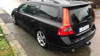 Badge removal on a Volvo V70 III RDesign  DIY [upl. by Shaylyn705]