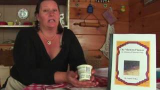 Natural Health amp Hygiene  How to Treat a Yeast Infection Naturally [upl. by Aicaca171]