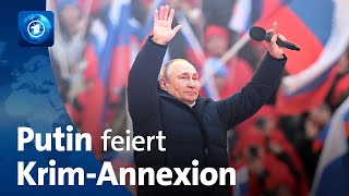 Putin lässt KrimAnnexion feiern [upl. by Htenay]