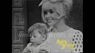 Jayne Mansfield • Interview 2YearOld Mariska Hargitay • 1966 Reelin In The Years Archive [upl. by Andromeda]