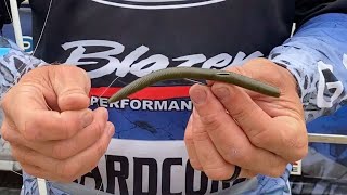 How to WEEDLESS TEXAS WACKY RIG for bass [upl. by Macdonell701]