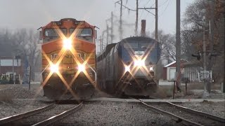 The most EPIC train race youll ever see Amtrak vs BNSF in Ottumwa IA 12914 [upl. by Aicilic138]