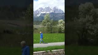 Fensterplatz Wilder Kaiser in den Kitzbüheler Alpen SBahn Tirol ÖBB [upl. by Kaenel591]