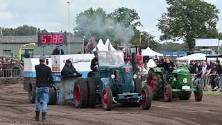 Lanz Bulldog trekkertrek tractor pulling Historisch Festival Panningen 2023 tractor HMT [upl. by Cathleen947]