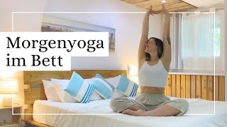 Yoga Morgenroutine im Bett  Frisch amp klar in den Tag starten  10 Min [upl. by Annahs]