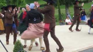 danse des Biroussans en ARIEGE  Sent Joan Juin 2013 [upl. by Esorbma]