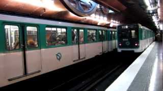 Paris Trains de MP59 Métro 11  Arts et Métiers [upl. by Verla]