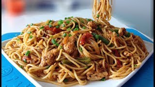 Desi Style Spaghetti  Easy Chicken Spaghetti Recipe [upl. by Arutek561]