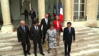 Hommage à Sarkozy au Conseil des ministres le PS réuni autour de Hollande [upl. by Severn]