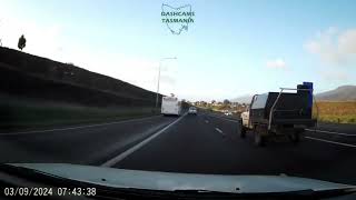 Top marks to this Metro Bus driver Tasmania [upl. by Annayat360]