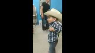 Niño bailando norteño [upl. by Willcox665]