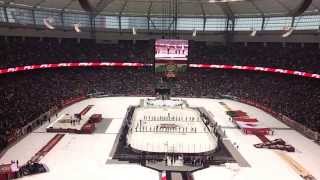 Canadian National Anthem 2014 Heritage Classic [upl. by Yromas]