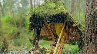 Camping alone building air survival shelter Bushcraft Camping in the rain [upl. by Ahsika880]