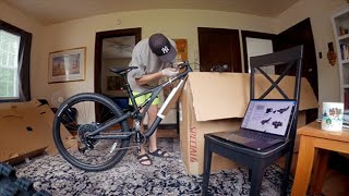 Specialized Stumpjumper Alloy 2022 Unboxing amp Amateur Assembly [upl. by Lennor709]