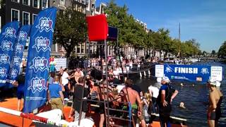 Máxima finisht tijdens Amsterdam City Swim [upl. by Lindeberg]