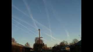 Chemtrails över Skåne diskuteras med flygledare Lögner serveras [upl. by Annaigroeg]