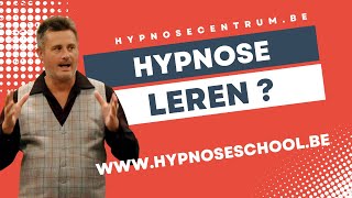 Hypnotische Fenomenen demo tijdens basiscursus hypnose Module 1 [upl. by Harday]