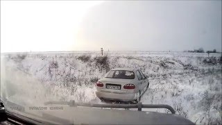 ЛЕТНЯЯ РЕЗИНА ЗИМОЙ🤘🤘🤘Спассательная МИССИЯ🔥🔥🔥Summer tires in the winteran accident Ланос рулит👍👍👍 [upl. by Leind]