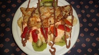 Como Hacer Crepes con Frutas y Helado  Yana [upl. by Ahtanamas]