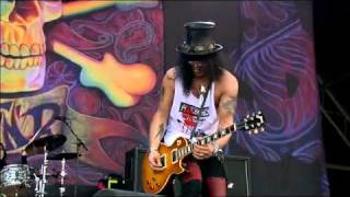 Guns N Roses Slash  Sweet Child O Mine   Glastonbury Live Concert 2010flv [upl. by Einamrej960]