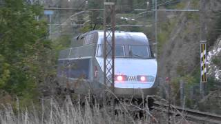 TGV Réseau  A lapproche de la gare de Modane [upl. by Sari643]