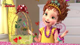 Fancy Nancy Clancy 🎵Tekrar Uçtuğunda🎵  Disney Channel Türkiye [upl. by Nihs]