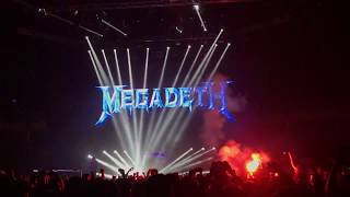 Megadeth en el Santiago Gets Louder Movistar Arena Chile 291017 [upl. by Llehcim]