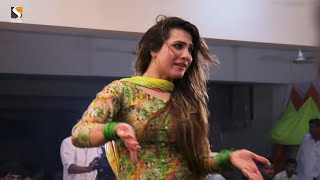 Madam Parri Paro  Best Dance Performance  Babli Mehndi party 2018 [upl. by Cutter]