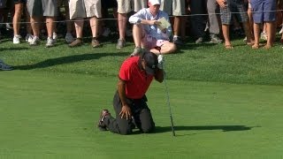 Tiger Woods drops to his knees in pain during final round of The Barclays [upl. by Grannia]