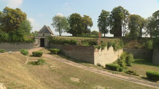 Quand la citadelle de Doullens abritait la SS Baubrigade V [upl. by Jaquenetta]