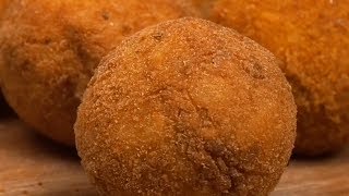 Ricetta Arancini di Riso ricetta semplice [upl. by Ress]