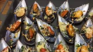 Recette des moules gratinées du Gard [upl. by Londoner]