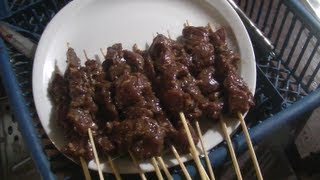 Recette des MASIKITA brochettes de zébu au barbecue à Madagascar [upl. by Aihsinat]