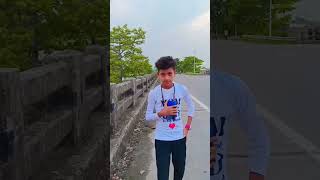 Munny hole sob hoy ❤️😜😜 trending attuideboy sadsong shortvideos funny deily viralshort [upl. by Laira]