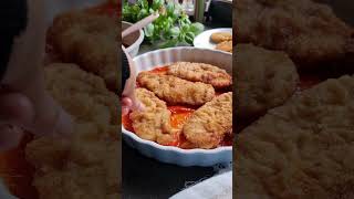 Recette poulet parmigiana صدور دجاج على طريقة بارميجانو [upl. by Grossman]