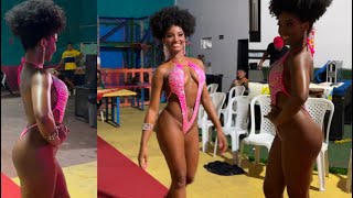 Desfile da Modelo Fabiana Oliveira no Concurso Rainha do Carnaval 2023 [upl. by Zebedee836]