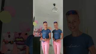 DIESER BILLIGE 🤒 KALENDER🗓 ✏️ SPRUCH ✌️ 😁 LÄSST SOGAR BELINDA 😸 BLASS AUSSEHEN🙀shortsfunnyvideo [upl. by Eachelle881]