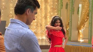 Naira and Kartik aka Shivangi and Mohsins DANCE in Yeh Rishta kya Kehlata hai [upl. by Nonah]