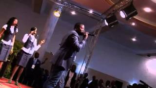 Moise Mbiye Live  coeur de lagneau [upl. by Lucina]