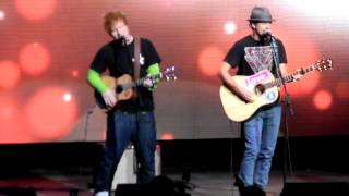 Jason Mraz and Ed Sheeran singing Empire State of Mind [upl. by Sarine52]