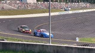 Monadnock Speedway Pure Stock Heat 1 72724 Bad tire rub [upl. by Tonia]